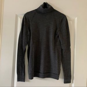 [Sold] Banana Republic Grey Merino Wool Turtleneck - Size S